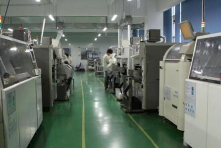 如何選擇合格的SMT加工廠家？